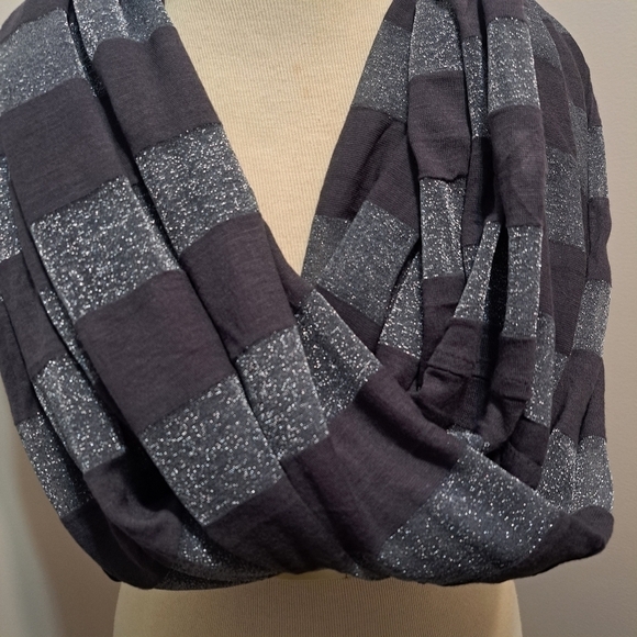 Ann Taylor LOFT Metallic Striped Infinity Scarf - Picture 9 of 12